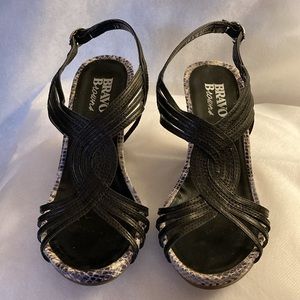 Bravo Browns Shoes - Wedge Heel Top Strap Sandals - Sz 7B